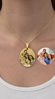 Wide Oval Pendant (Free)